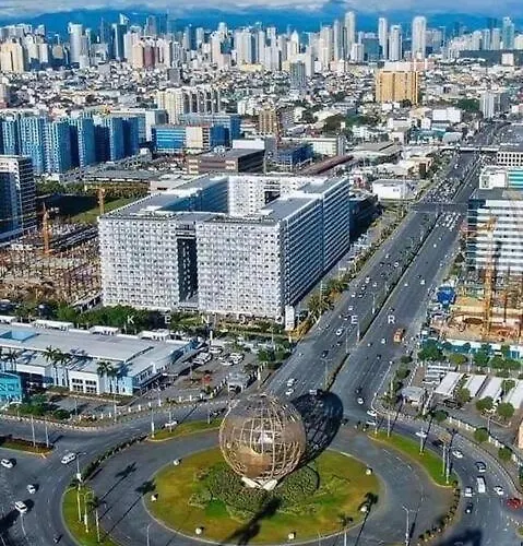 Apartment P00l Fr0nt With Balc0ny - New C0nd0 At Shore 2 Mall Of Manila